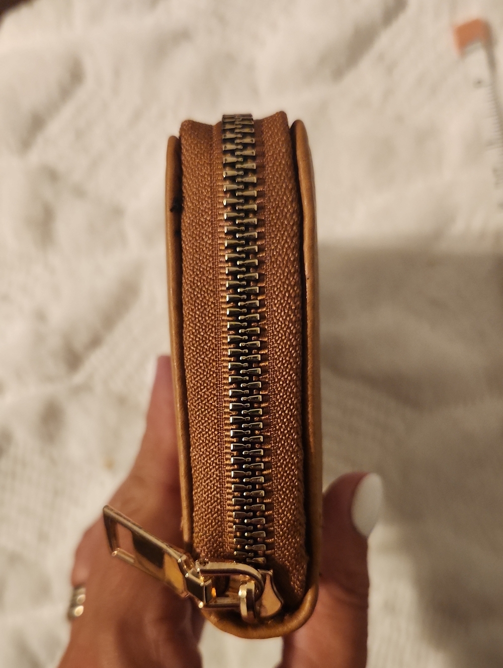Classic Zip-Around Wallet in Tan with Gold Accent - Picture 4 of 6